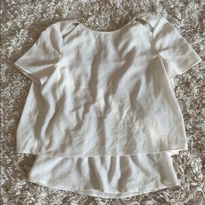 White short sleeve blouse